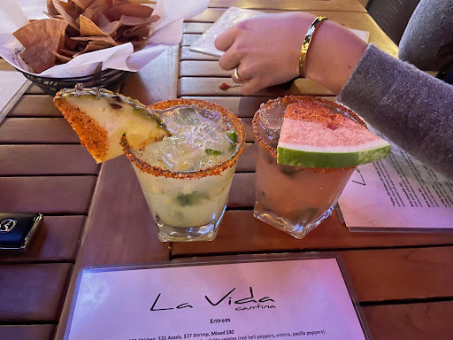 La Vida Cantina - Thumbnail