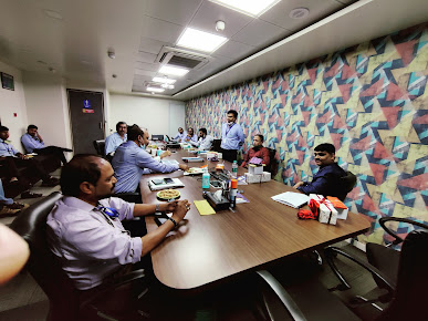 Af1qippvix7lb2d8ssyfrif2kwjusfrhy6bomgiayxmf=s387 K No