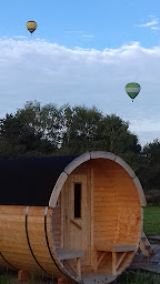Photo n°18 de Les Lodges de Blois-Chambord à Mont-près-Chambord (Piscine)