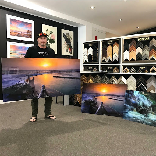 Deluxe Art - Printing, Framing & Gallery - Thumbnail
