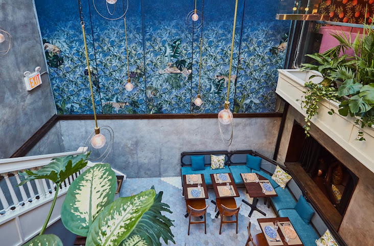 Pineapple Club by null