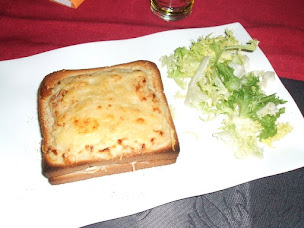 Photo n°8 de Tabac Le Bon Saint Eloi à Buxerolles (Salle de loto)