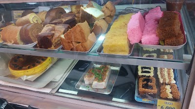 Photos of Aneka kue &Liang teh Apheng