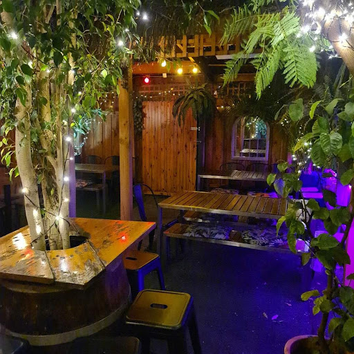 Sloth Bar - Visual