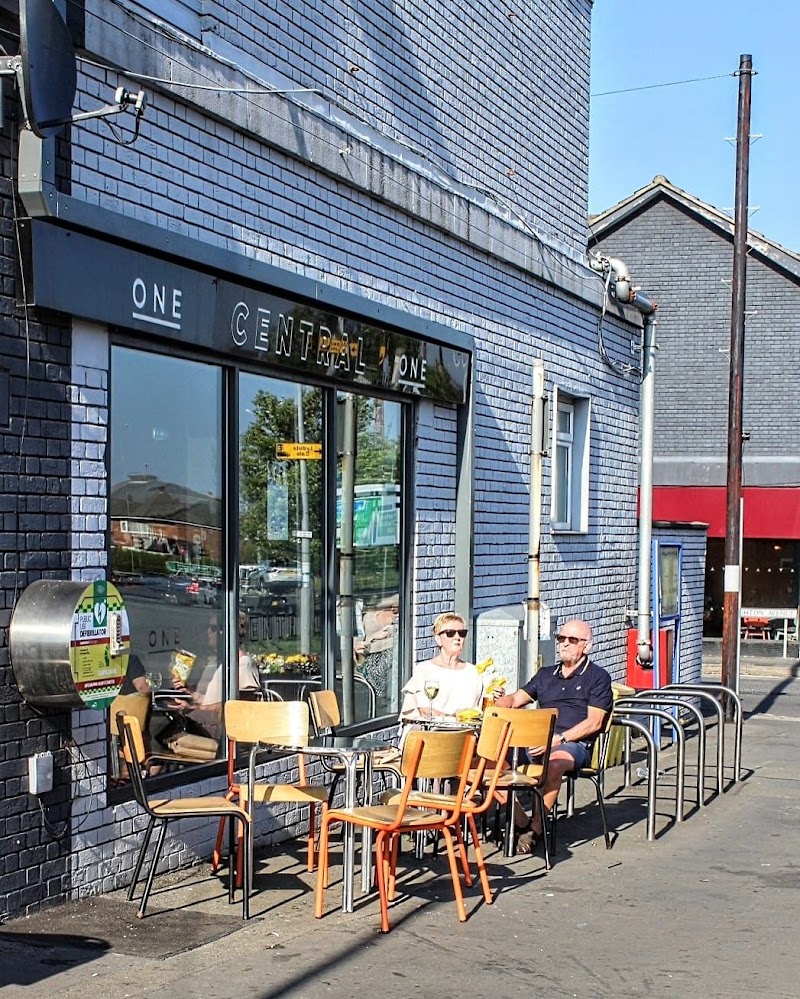 One Central Bar & Deli photo 3
