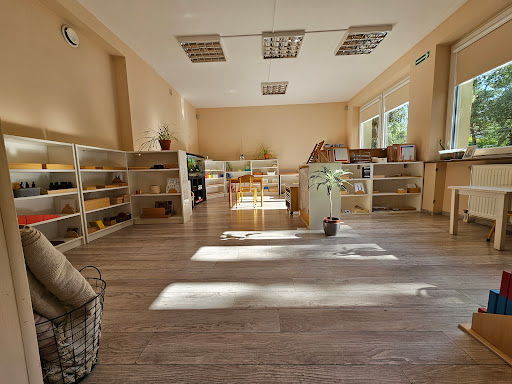 Przedszkole Ekologiczne Domek Montessori