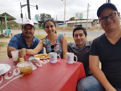 Photos of Agachaditos En La Via Chone