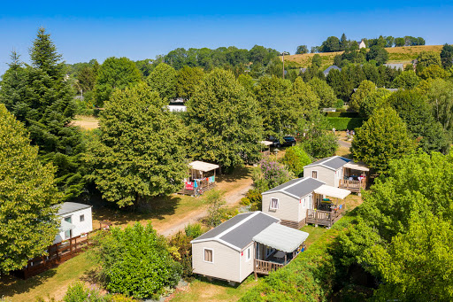 Photo de Camping Huttopia Lac de la Siauve à Lanobre (15270)