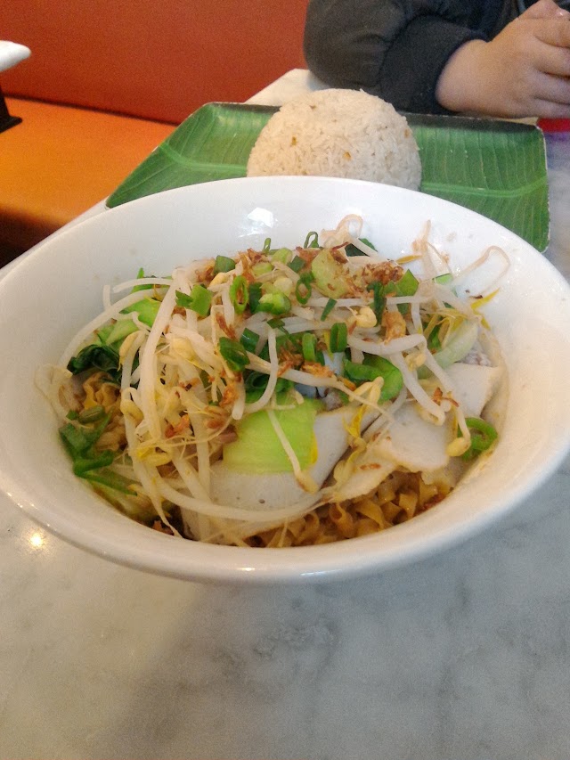 Killiney Kopitiam Bourke Street