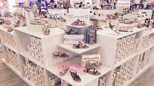 Photo n°3 de Chauss34 (Balaruc-le-Vieux) à Balaruc-le-Vieux (Magasin de maroquinerie)