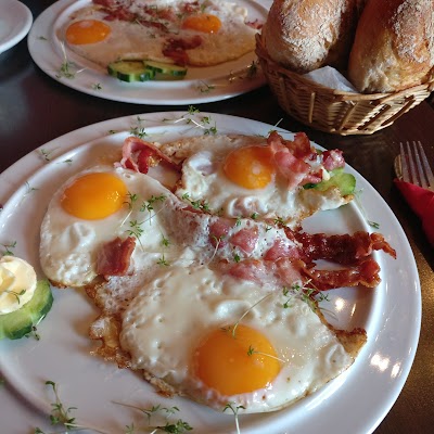 Photos of Mainkai Cafe