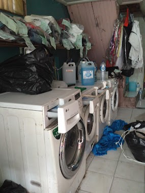 Laundry Kiloan, Author: Dina Horan13