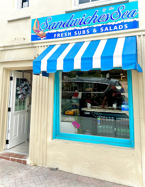 Sandwiches by the Sea by null