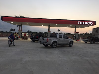 Photos of Estacion Texaco Familia Acosta