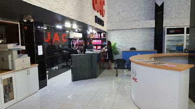 Photos of Ssangyong Motor Shiraz Dealer