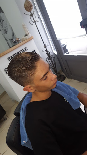 Hairstyle Spettinati - Thumbnail
