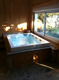 Photo n°17 de Jacuzzi Montpellier - OZ Spas à Juvignac (Magasin de spa)