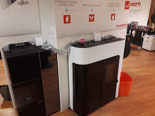 Photo n°13 de Centre Régional Cheminée - Plan De Campagne - PALAZZETTI Boutique à Cabriès (Magasin de poêles à bois)