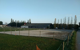 Photo n°10 de centre equestre de Chailly-en-Bière à Chailly-en-Bière (Centre équestre)