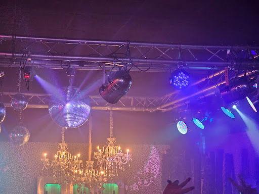 Esposito Vreden | Drink & Dance - Thumbnail