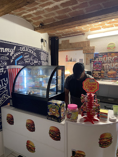 Photo 4 - Burger truck