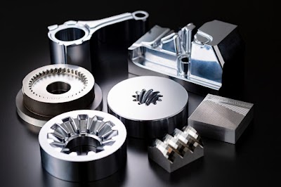 アイジーエヴァース㈱ 本社工場