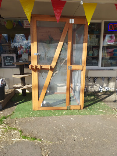 HAPPY TAILS PET SHOP & MORE!