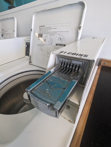 Landsborough Laundromat - Thumbnail