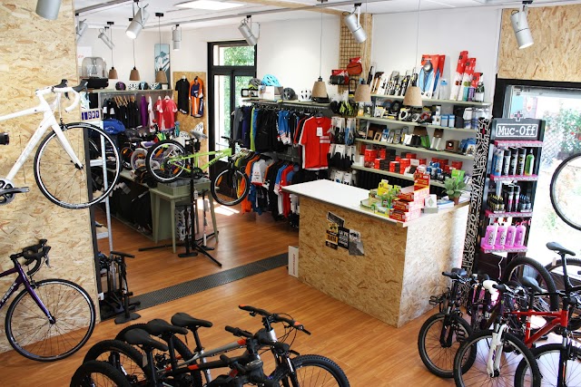 Slash Chamonix - Bike & Snowboard Shop
