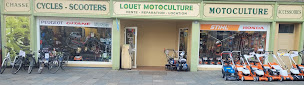 Photo n°21 de Louet Motoculture - concessionnaire Peugeot Motocycles à Combourg (Magasin de matériel de motoculture)