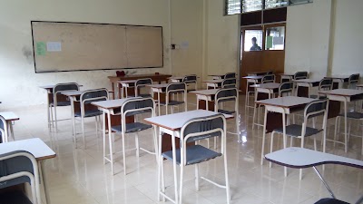 Photos of Building F, Politeknik Negeri Padang