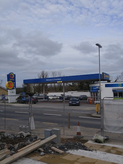 Photos of Maxol Service Station, Hayes Dromkeen