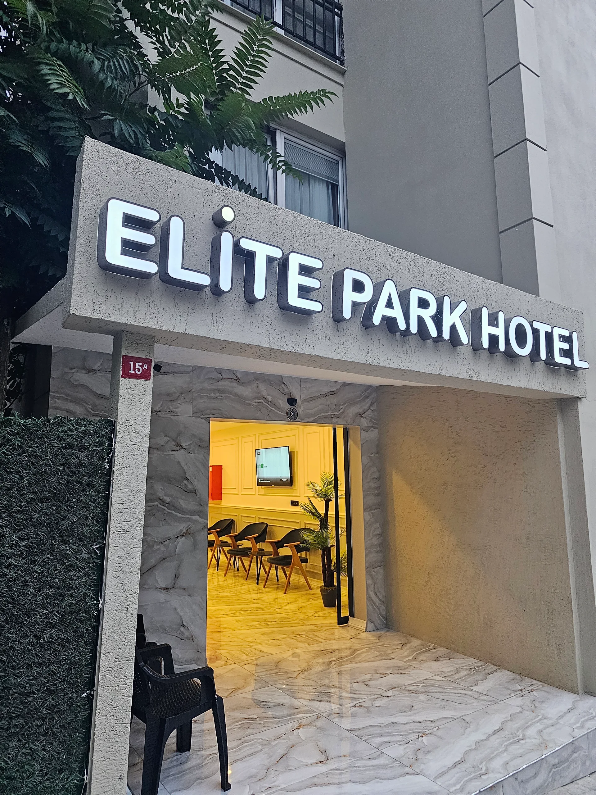 Elite Park Hotel & Suit