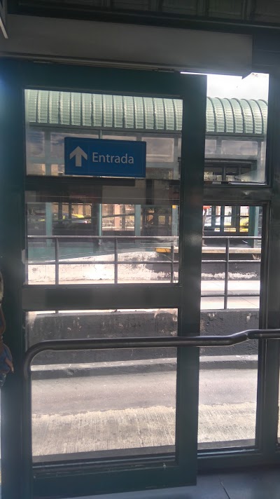 Photos of Estaci&oacute;n Seminario Mayor