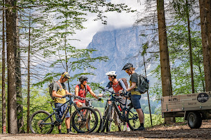 Photo n°12 de Azimut à Cervières (Agence de voyages)