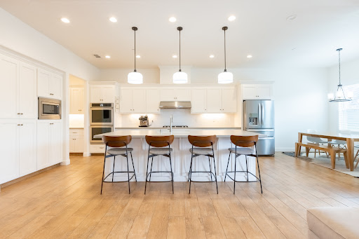 The West Experience Real Estate Group - PMZ - Thumbnail