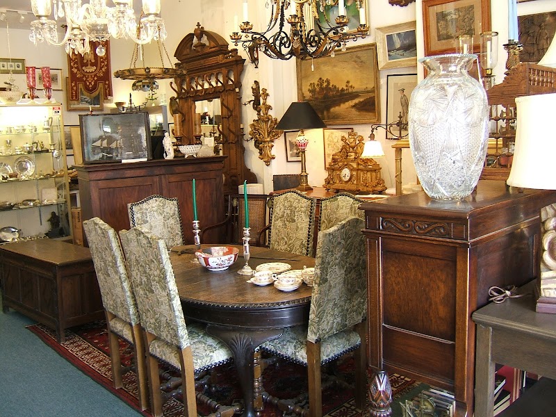 Cambridge Art & Antiques Center photo 2