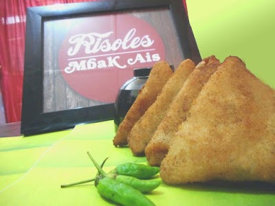 Photos of Risoles Mbak Ais