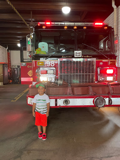Chicago Fire Department Engine 98 - Thumbnail