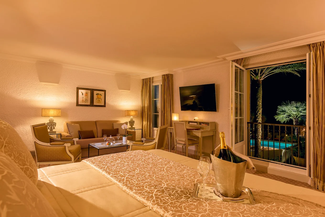 Hotel Byblos