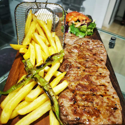 Photo 1 - Restaurant Istanbul Saint Pierre Montlimart