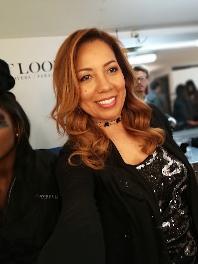 Photos of hairdresser claudia Londo&ntilde;o