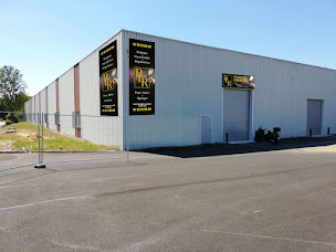 Photo n°19 de BLR Carrosserie à Bois-le-Roi (Atelier de carrosserie automobile)
