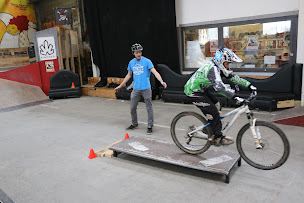 Photo n°8 de FOREZ BIKE SCHOOL à Chalmazel-Jeansagnière (Centre de sports d'aventure)