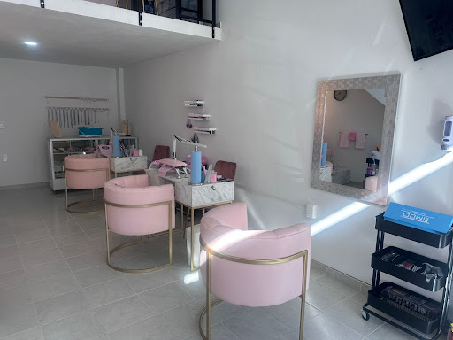 The CM Studio - Visual