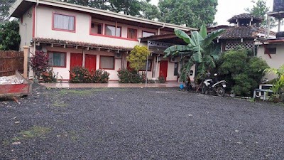 Photos of Ferreter&iacute;a Famosa