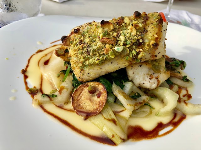 Pescado Seafood Grill & Rooftop Bar