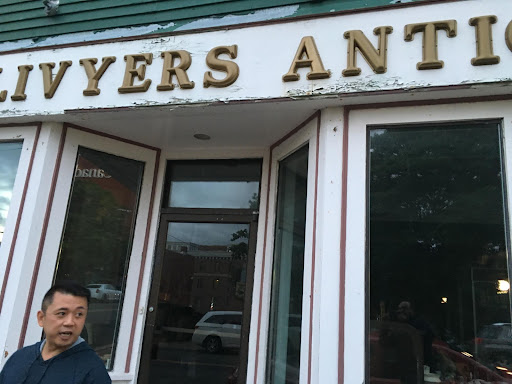 Livyers - Thumbnail