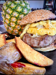 Photo n°19 de Le Ouessantin | restaurant & chambres à Ouessant (Restaurant à viande)