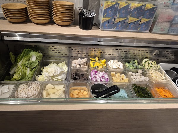 石研室 爆炒石頭火鍋 - 南港中信店